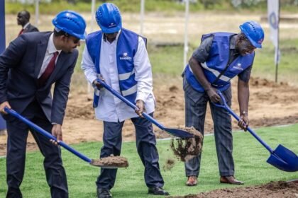 African leaders herald $16B Dangote oil refinery in Kenya
