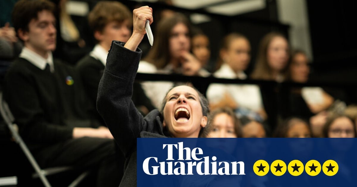 First Encounters: Julius Caesar review – so thrilling it kept a hall full of teens in pin-drop silence