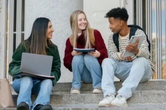 Hidden habits that make your social anxiety worse - and how to break them