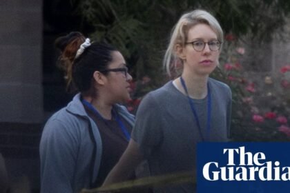 Theranos founder Elizabeth Holmes reportedly to be transferred to halfway home next year