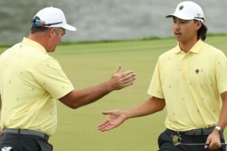 International team lead US in Presidents Cup