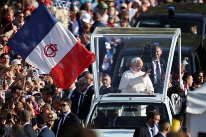 'Scourge' of abuse must be rooted out, says Pope during Lourdes visit