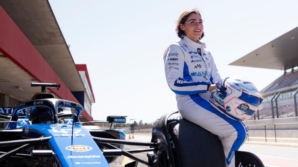 Chadwick says driving F1 car 'top of bucket list'