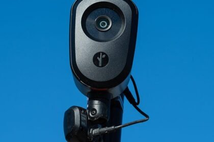 Sen. Josh Hawley introduces bill aimed at stopping abuse of Flock cameras