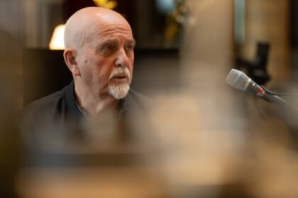 Peter Gabriel Confronts Death on New Song ‘Face the Wall’