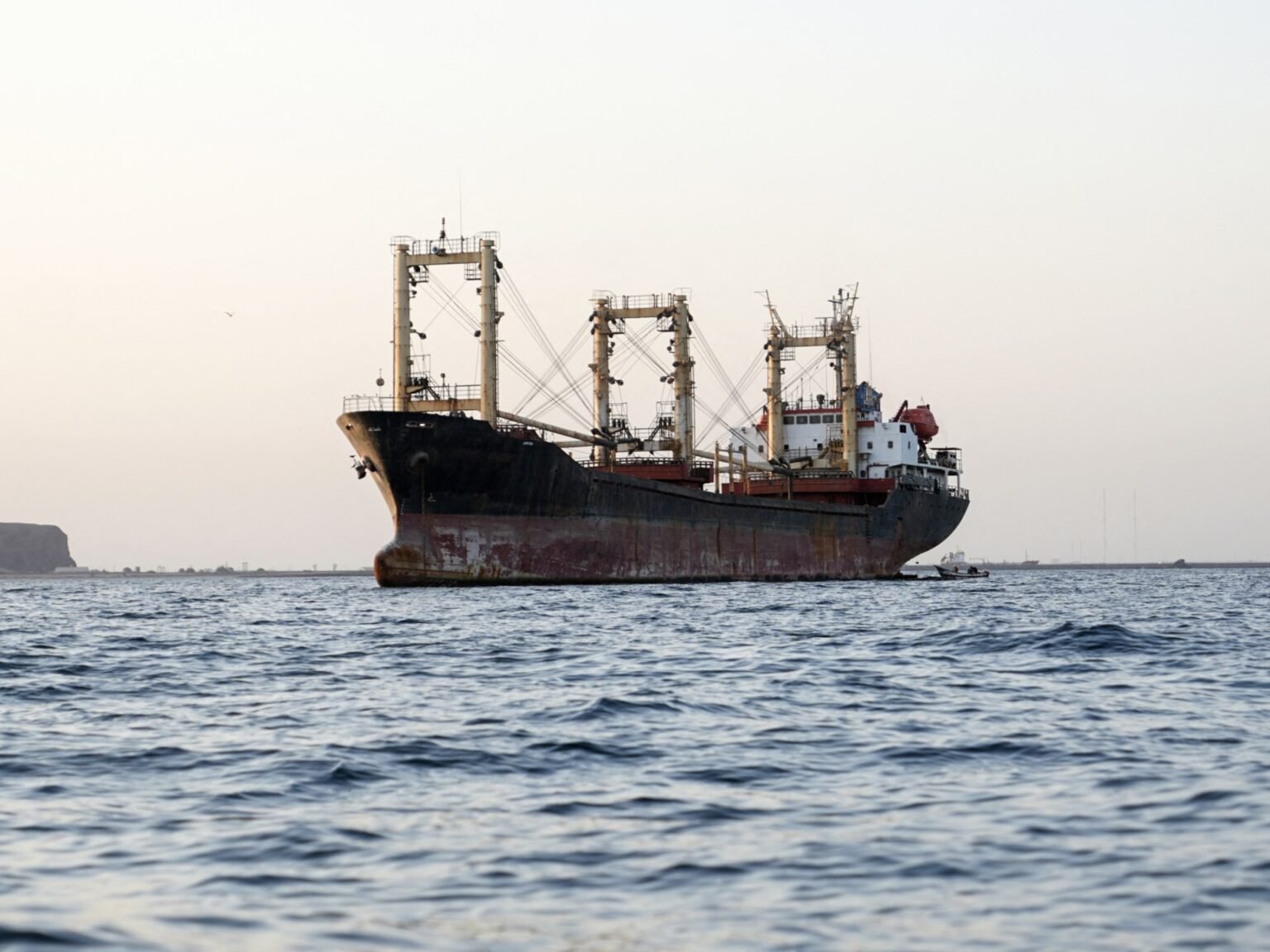 Italy to deploy warships to protect shipping through Bab al-Mandeb
