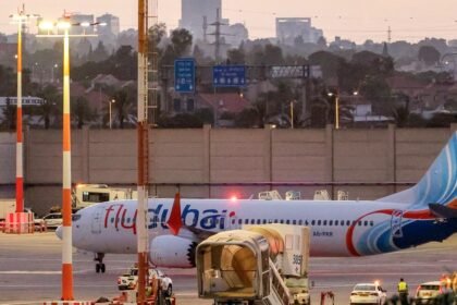Netanyahu praises stabbed Indian pilot for saving lives on Flydubai flight