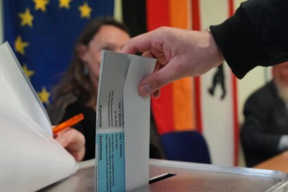 Voting begins in German elections threatening fresh defeat to Chancellor Merz