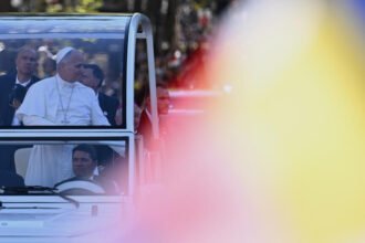 Live: More than half a million expected at pope’s open-air Mass in Paris