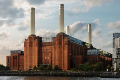 Apple Is Opening a Music Venue Inside the Pink Floyd ‘Animals’ Power Station