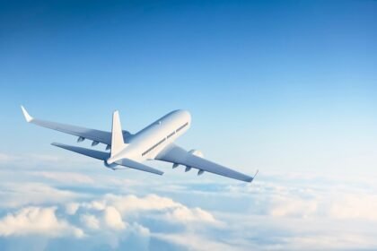 Even mid-sprint to a secret flight, the Navy’s tech chief has a pitch for investors