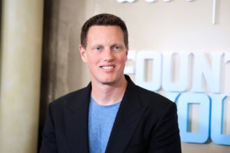 David Ellison Says Paramount Hopes to Close Warner Bros. Deal in ‘ Approximately Two Weeks’ in Staff Memo