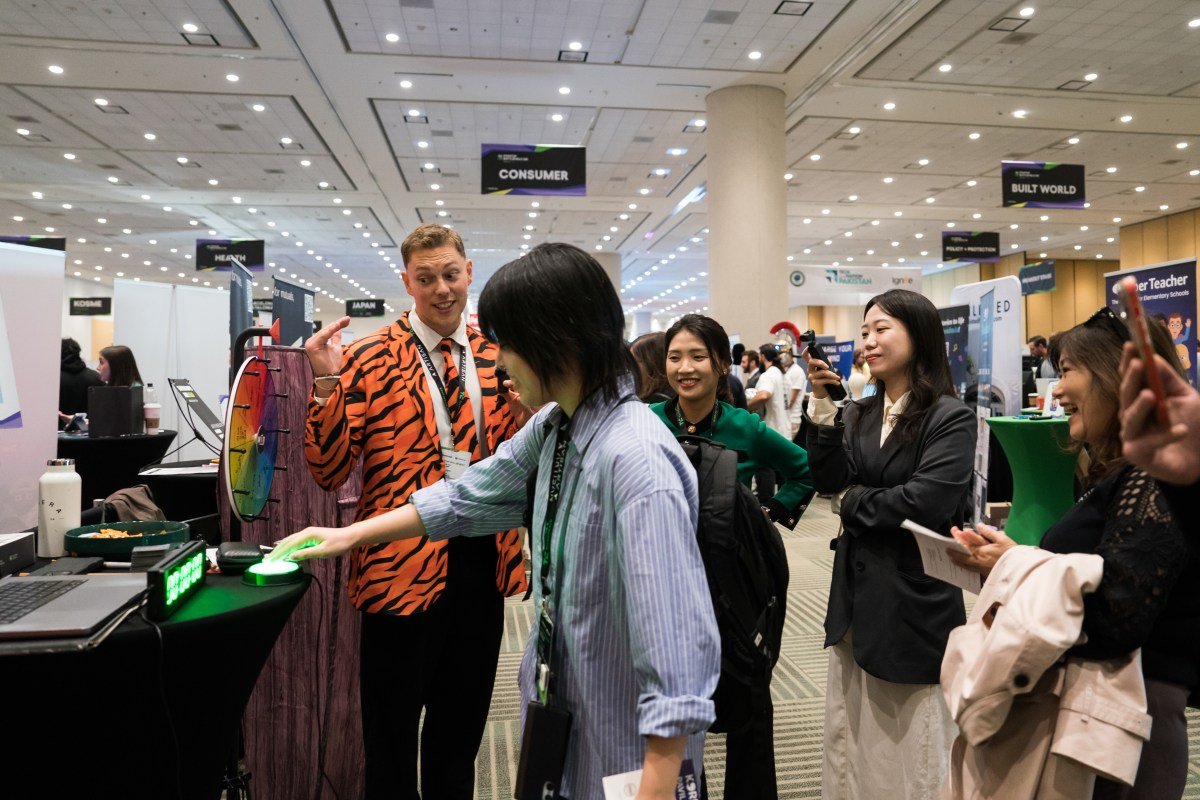Your final chance to grab your exhibit table at TechCrunch Disrupt 2026 is Oct. 2