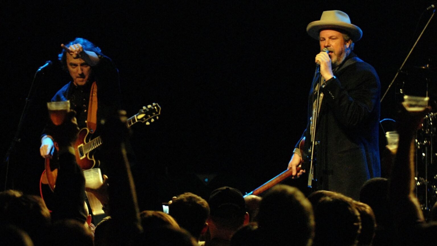 Robert Earl Keen’s Longtime Guitarist Received an ALS Diagnosis. Texas Music Is Rallying