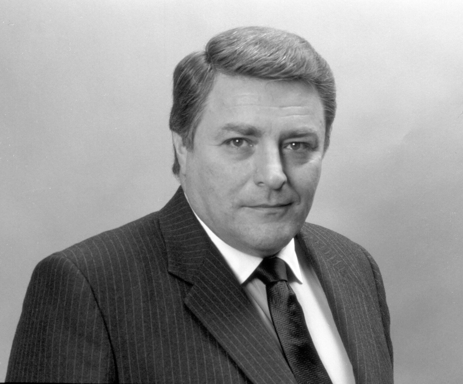 James H. Rosenfield, Sr., Former Executive VP of CBS Broadcast Group, Dies at 97