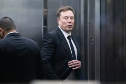 Elon Musk suggested as investor for Warner-Paramount merger that would put him in group running CNN and CBS News