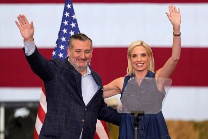 Republican Panic Sets In Over Prospects of a Massive Blue Wave