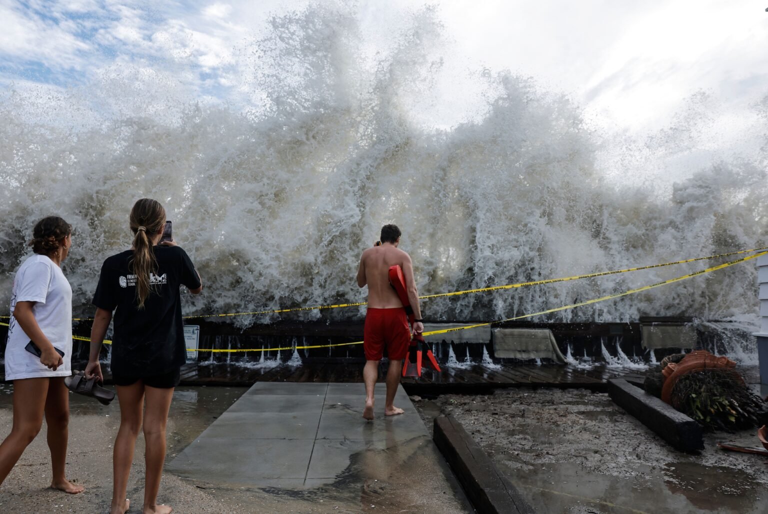 It Still Feels Like Summer in Parts of the US. Blame El Niño