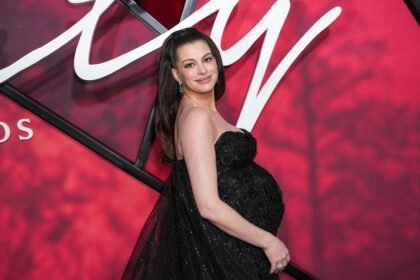 At the Verity Premiere, Anne Hathaway Reflected on a Five-Film Year—and Her Surprise Baby Joy