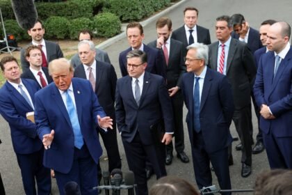 Trump’s FTC is investigating OpenAI and Anthropic one day after bringing them to the White House