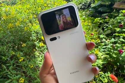 I’m Enamored With the Xiaomi 18 Pro Max’s Rear Second Screen