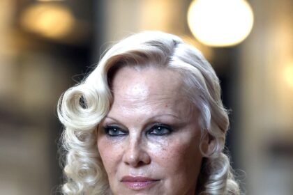 Pamela Anderson Goes Full-Glam at Vogue World 2026: Milano