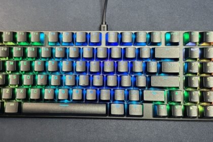 Glorious GMMK Eternal Review: Fits anywhere, sounds great