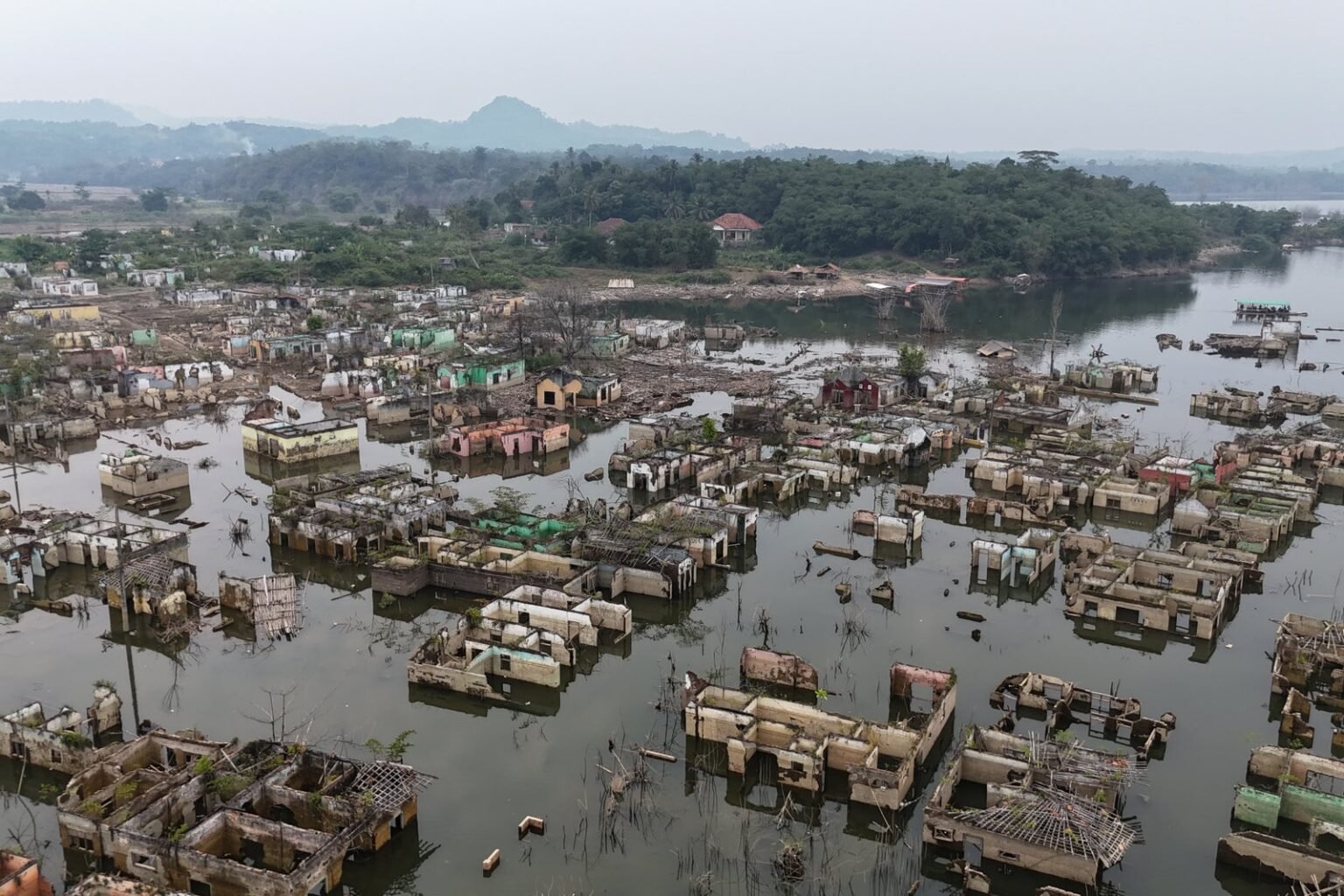 Worsening El Nino threatens Asia with drought, potentially raising food prices globally