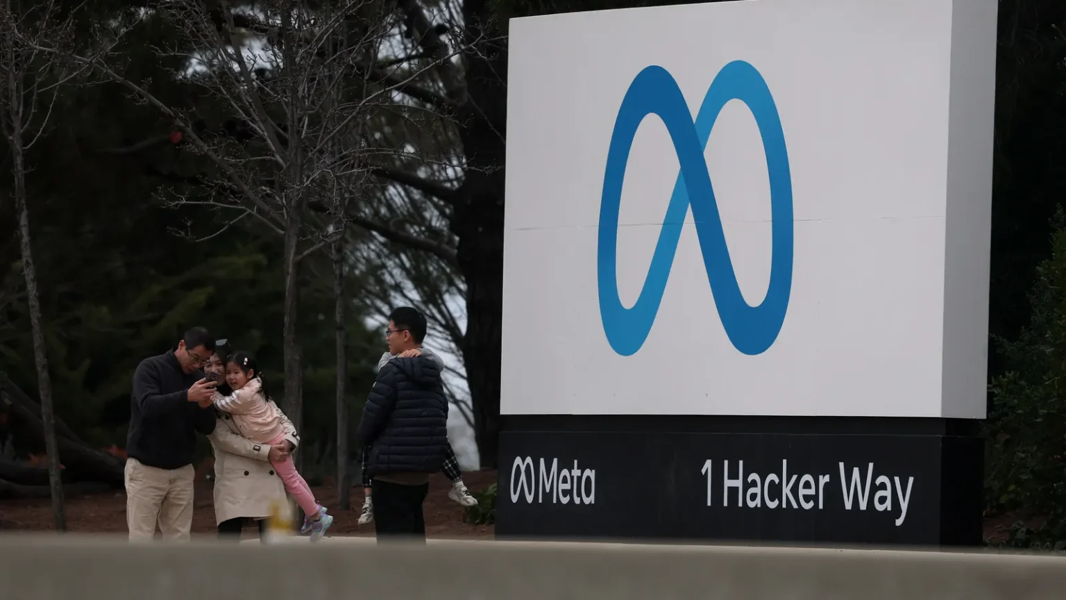Meta streamlines creator, brand tie-ups with new marketing hub