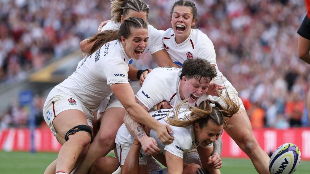 England's Harrison scores last-gasp try to beat Black Ferns