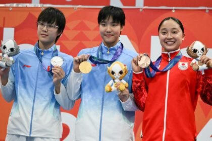 China’s swimming prodigy Yu Zidi bags third gold in Asian Games record