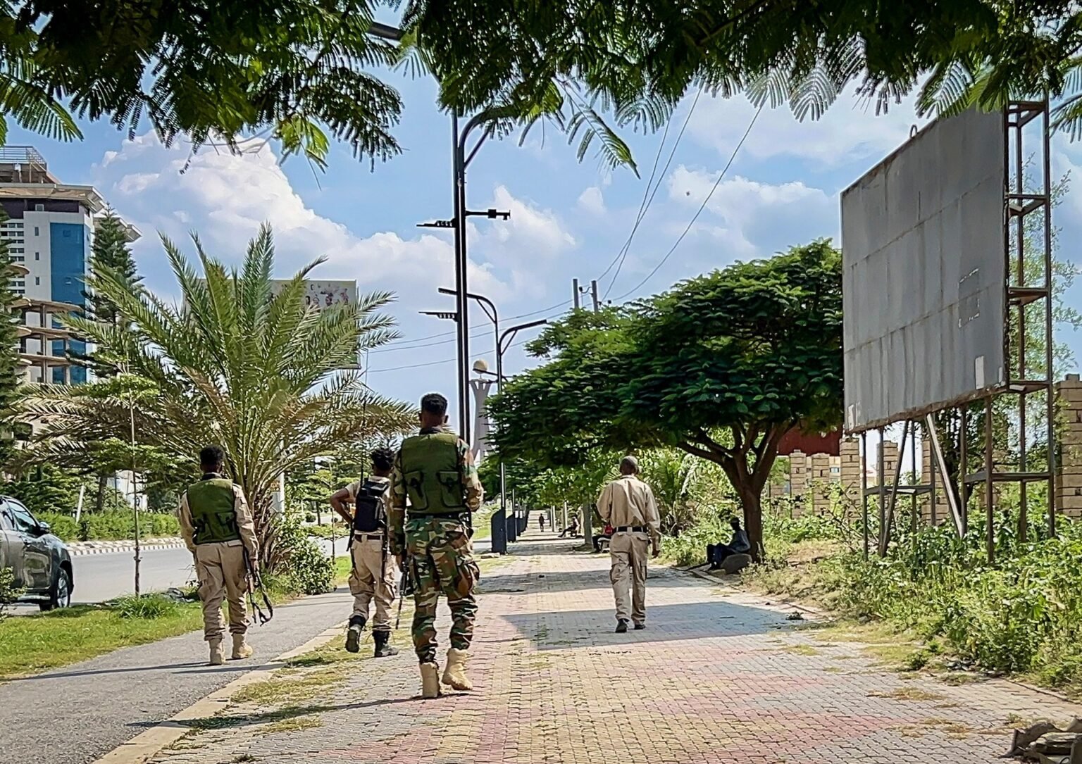 Fighting in northern Ethiopia spurs fears of blackout and blockade