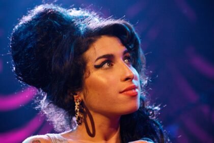 Amy Winehouse’s Band Announce ‘Back To Black 20’ show with Mark Ronson, Raye