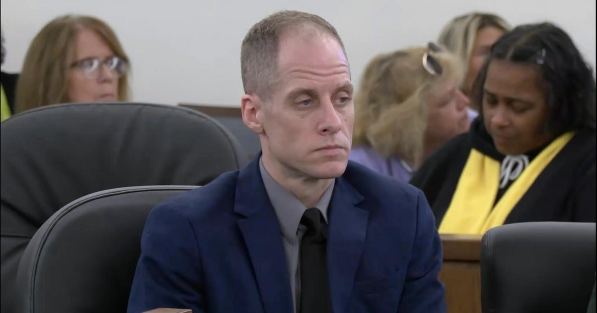 Former "American Idol" singer's murder trial moves to closing arguments