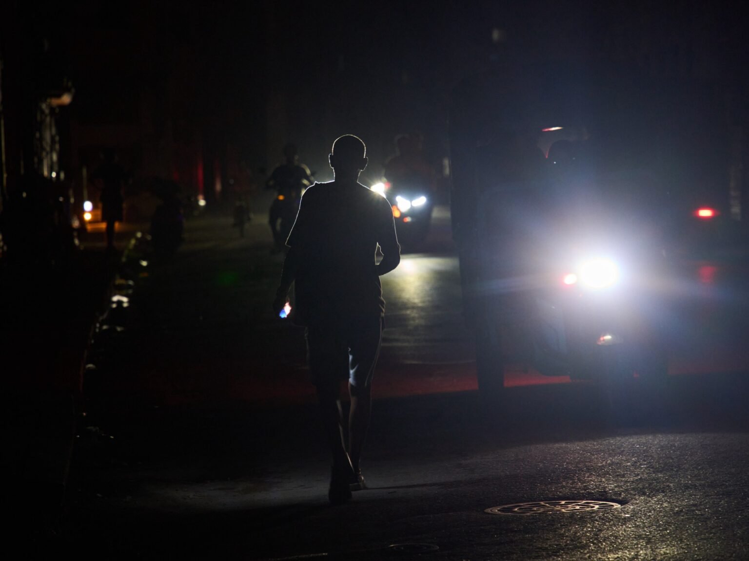 Cuba works to restore power after another major nationwide blackout