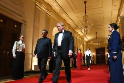 Trump praises US-China friendship at state dinner with Xi Jinping
