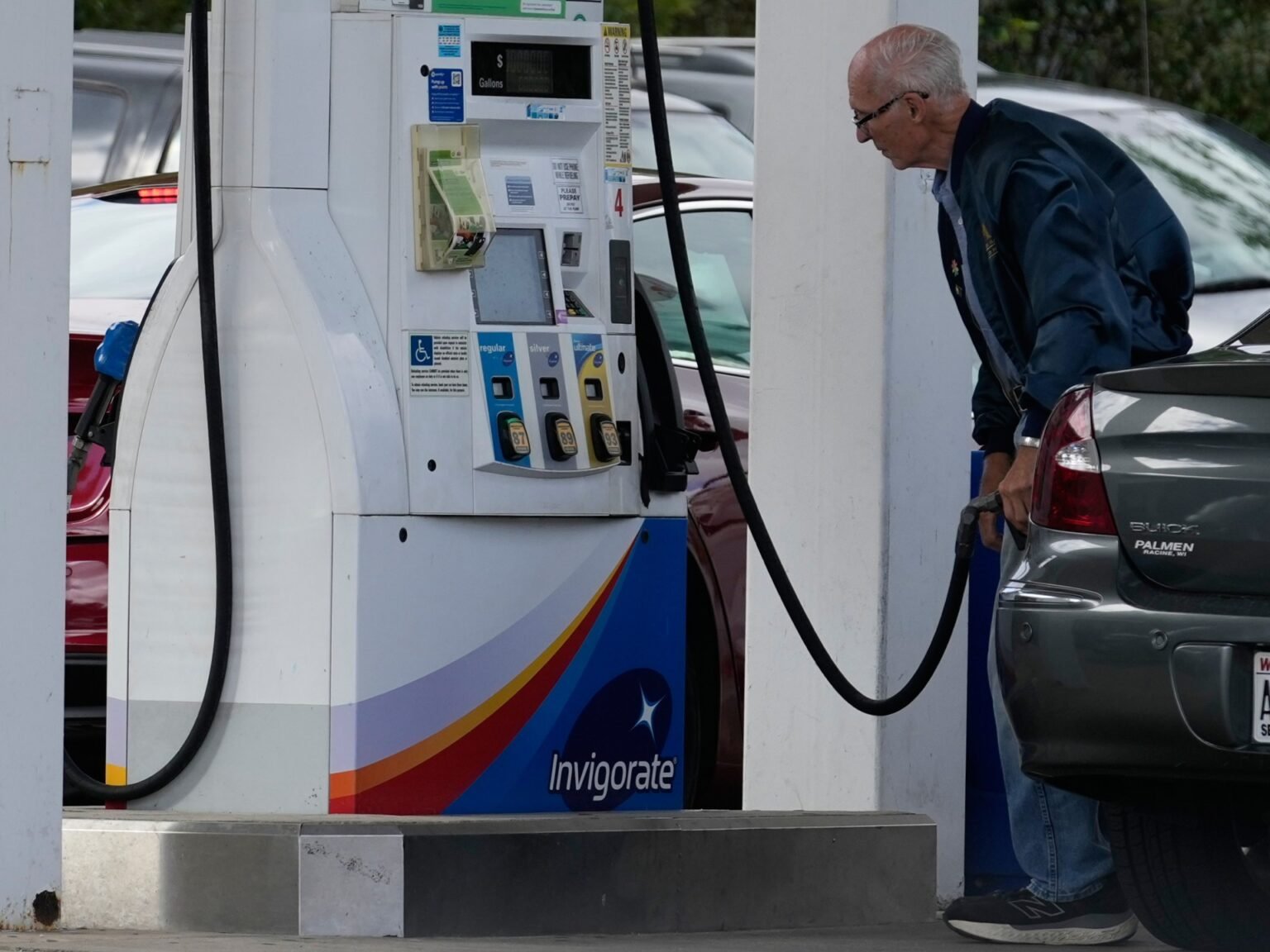 Trump says he is rolling back Biden-era US fuel economy rules for cars