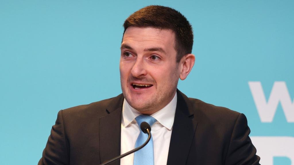 Reform Wales deputy criticises colleague for claiming he had most support to be leader