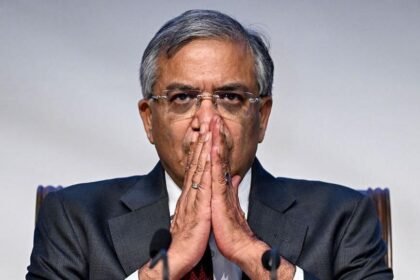 Why India's Election Commission is in the eye of a storm - again