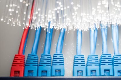 Will a switch to light speed cut power use at data centres?