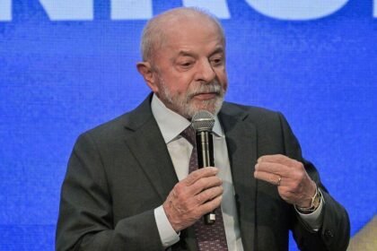 Brazil's Lula bans online gambling ahead of presidential election