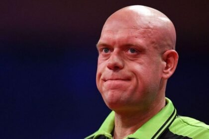 Champion Van Gerwen loses in first round to Gurney