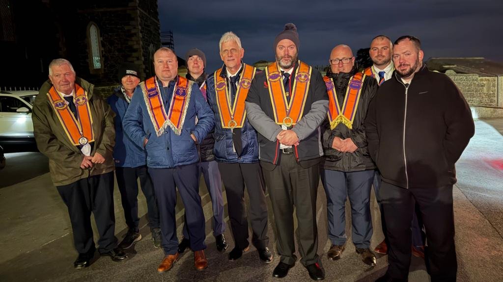 Police block Orange Order from controversial parade route