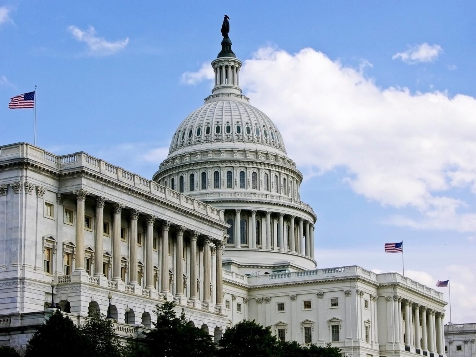 Senate again fails to adopt Iran War Powers Resolution despite growing criticism