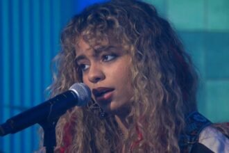 Saturday Sessions: Bella Kay performs "The Sick"