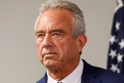 Doctor reacts to RFK Jr.'s claim that AI is "better informed" than doctors