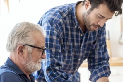 How to manage changing family dynamics as your parents age