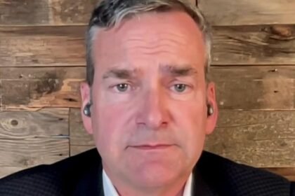 Idaho independent Todd Achilles says he won't caucus with either party if elected to Senate