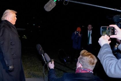 Legal expert explains why judge halted Trump's media ban