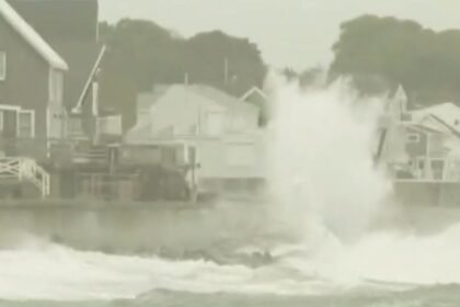 Nor'easter dumps rain on East Coast while Hurricane Nolo threatens Hawaii